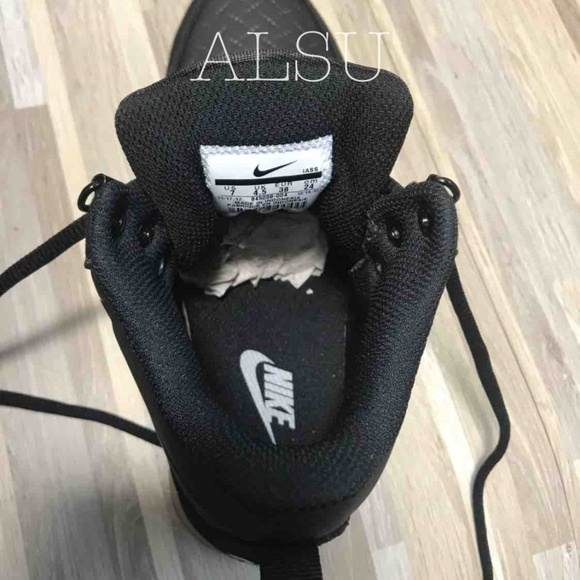 md runner 2 mid premium sneaker